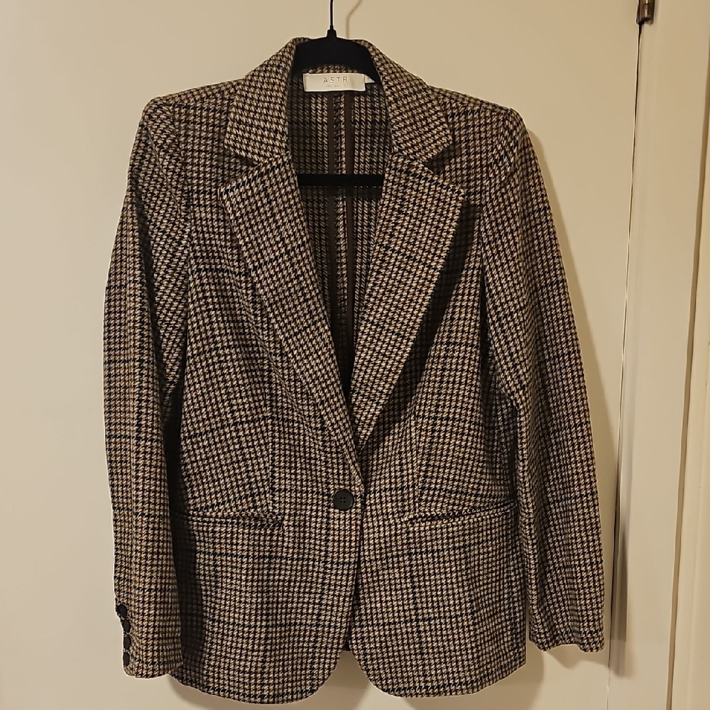 ASTR The Label Houndstooth Blazer